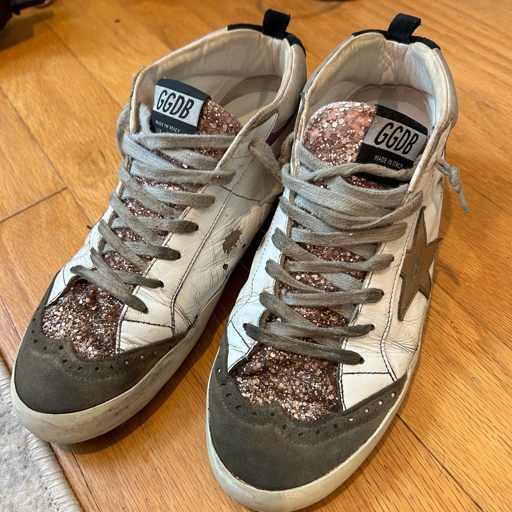 Golden goose